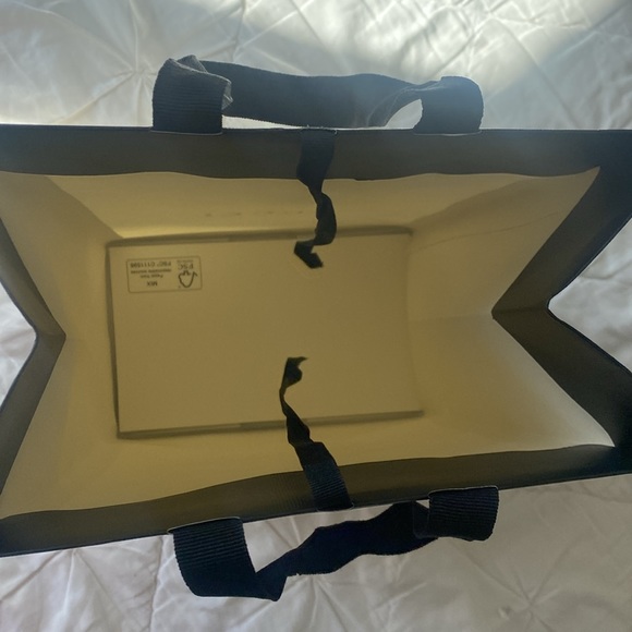 Gucci empty tote present gift bag - Picture 7 of 9